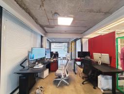 ȫ�� �繫�� 2�� ä�� �� ����� ���� ����