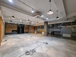 ȫ�� �繫�� A�� ���׸��� �繫��