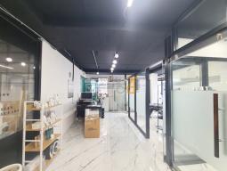 ȫ�� �� 4�� ���Ǹ� ���� ��Ƽ��