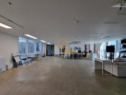 ȫ�� �繫�� �Ѱ��� �׶� �繫��