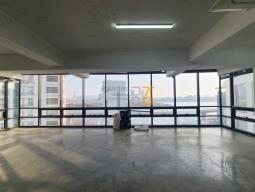 ȫ�� �繫�� 5�� �Ѱ� ���� ä�� ��